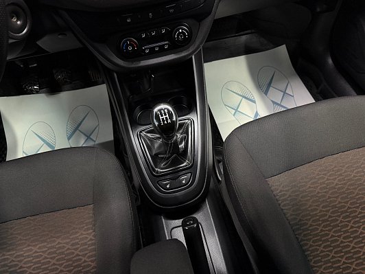 Lada (ВАЗ) Vesta Comfort Multimedia, 2017 года, пробег 105823 км