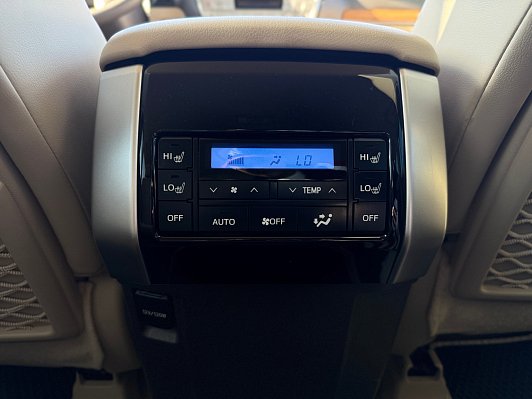 Toyota Land Cruiser Prado Люкс Safety (7 мест), 2021 года, пробег 143591 км