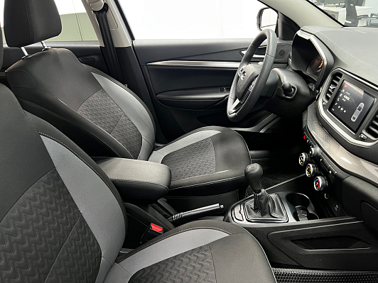 Lada (ВАЗ) Vesta, 2025 года, пробег 20800 км