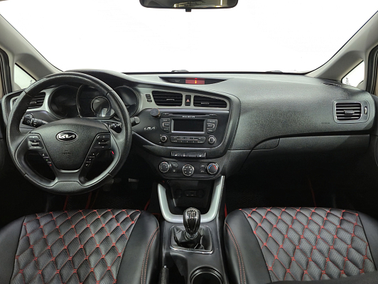 Kia Ceed Comfort, 2014 года, пробег 183165 км