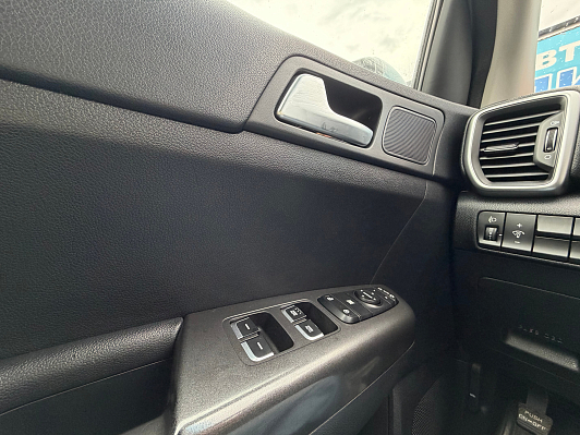 Kia Sportage, 2018 года, пробег 105482 км