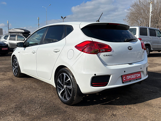 Kia Ceed Comfort, 2016 года, пробег 122196 км