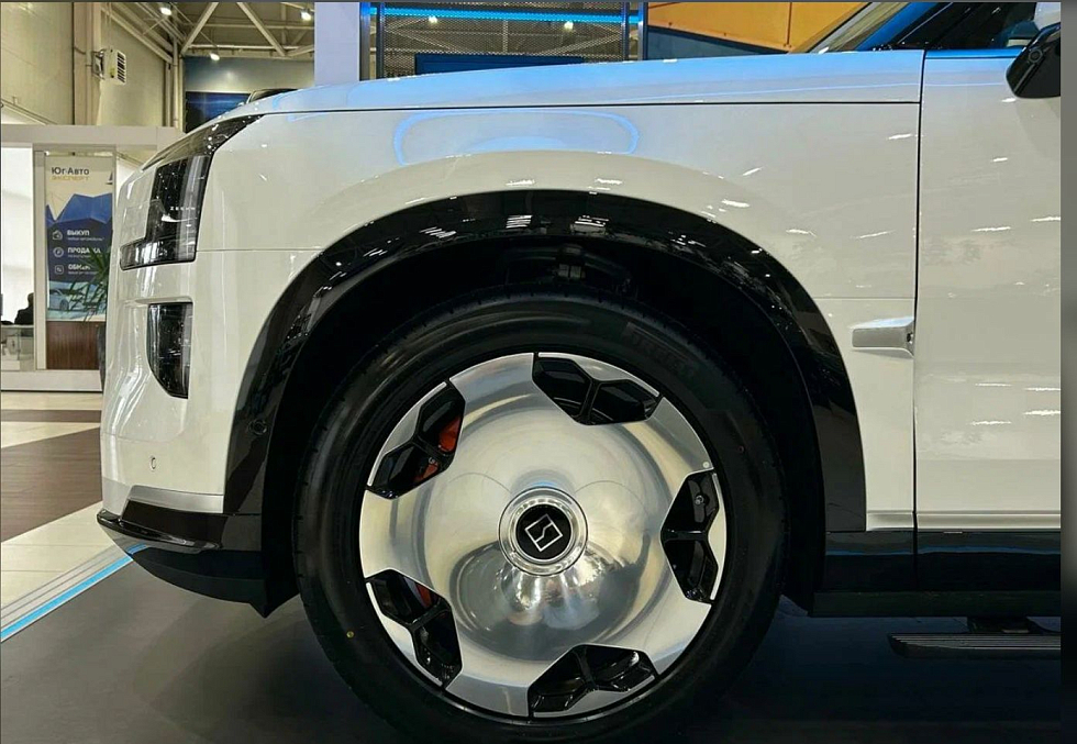 Zeekr 9X Hyper, белый