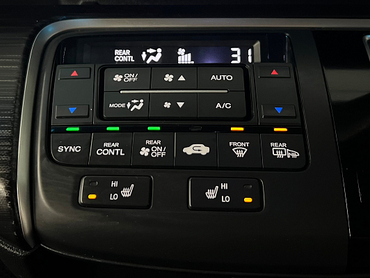 Honda Stepwgn, 2015 года, пробег 167880 км