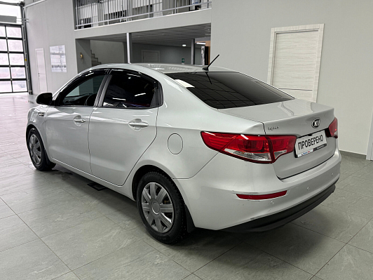 Kia Rio Luxe, 2016 года, пробег 97504 км