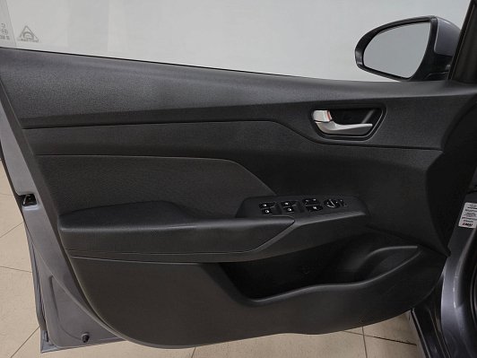 Hyundai Solaris Super Series II + 5” Audio, 2017 года, пробег 188412 км