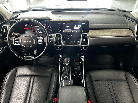 Kia Sorento Prestige, 2023 года, пробег 50000 км
