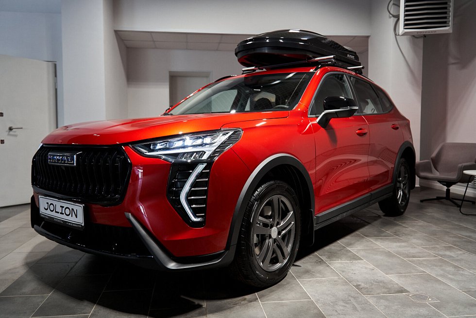Haval Jolion Оптимум, красный