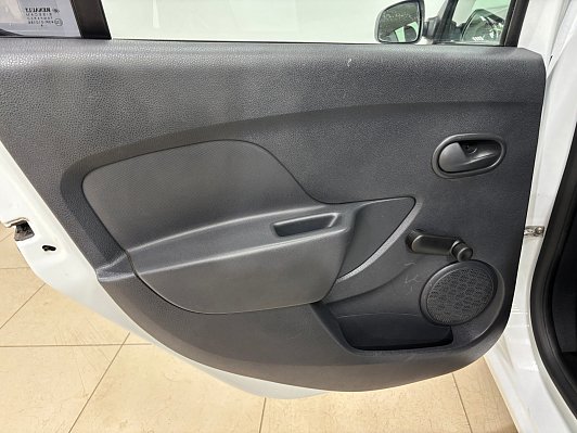 Renault Sandero Confort, 2016 года, пробег 83471 км