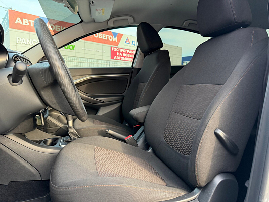 Lada (ВАЗ) Vesta Luxe, 2019 года, пробег 83000 км