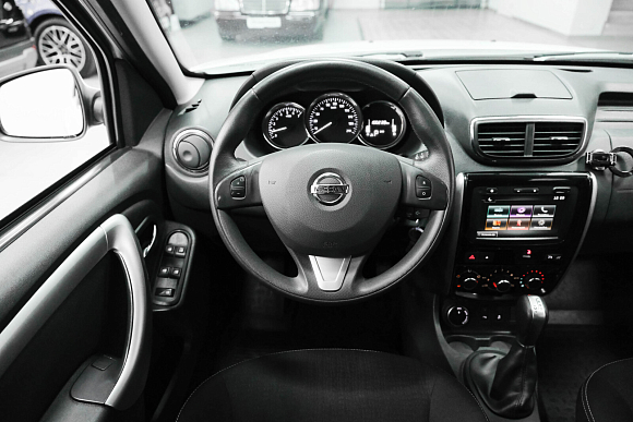 Nissan Terrano Elegance, 2021 года, пробег 100100 км