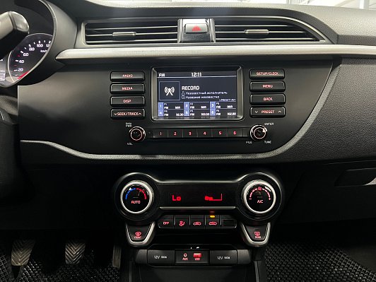 Kia Rio Comfort, 2017 года, пробег 229610 км