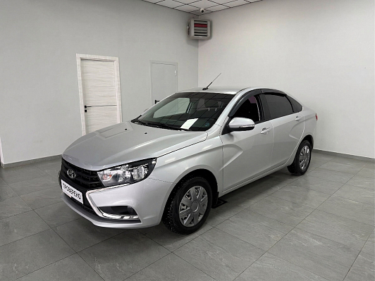 Lada (ВАЗ) Vesta Comfort Light, 2017 года, пробег 191000 км