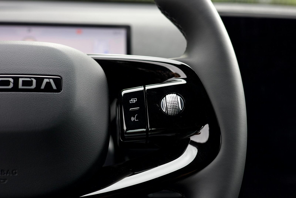 Omoda C7 Драйв, черный