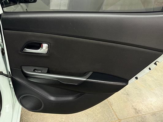 Kia Rio Luxe, 2012 года, пробег 177710 км