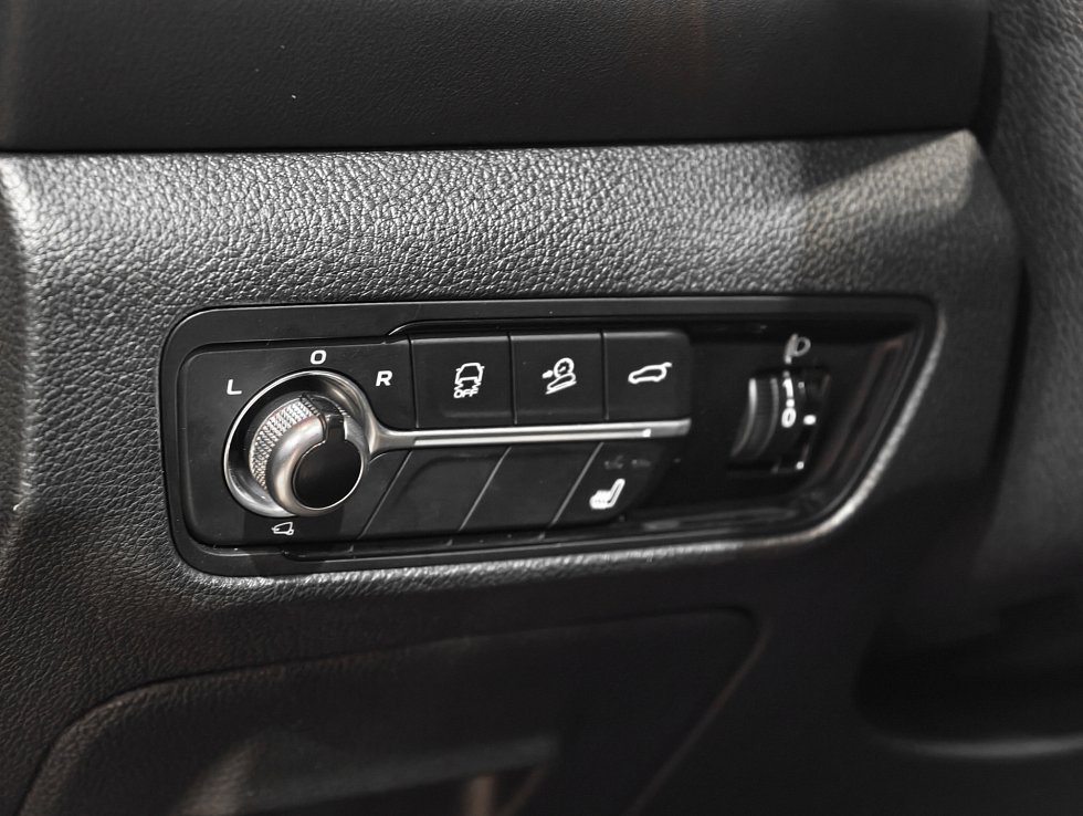 Changan CS75 Pro Комфорт 5 мест, серый