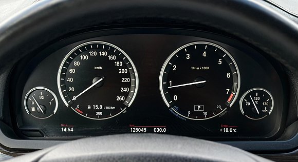 BMW 7 серии, 2013 года, пробег 126042 км