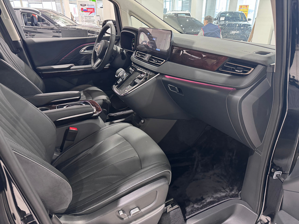 Hongqi HQ9 Бизнес (Executive), черный