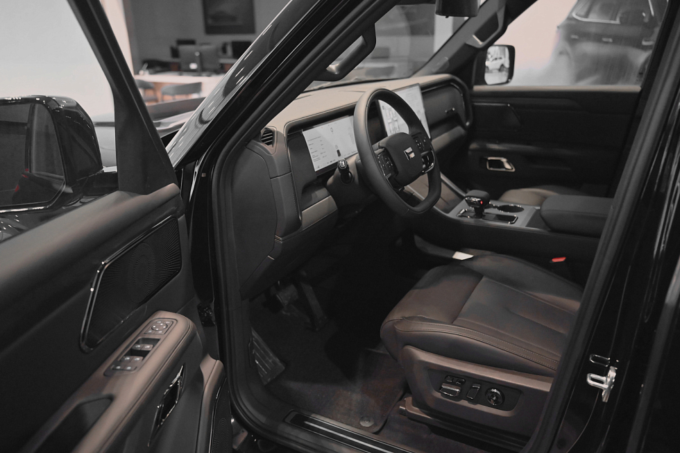 Rox 01 Бизнес Версия / Business Edition, черный