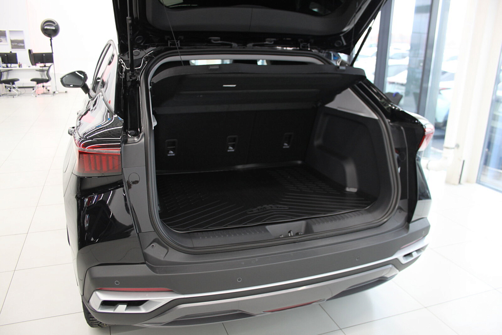 Omoda C5 Актив, черный