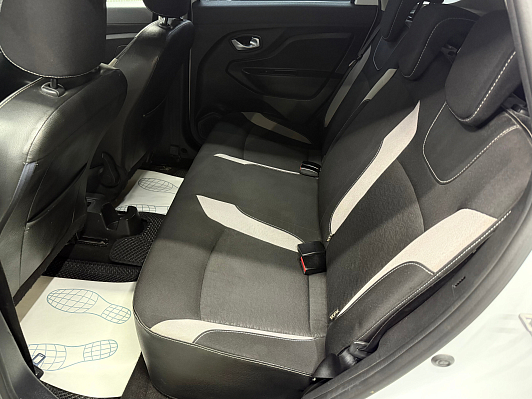 Lada (ВАЗ) XRAY Exclusive (2018), 2017 года, пробег 179484 км