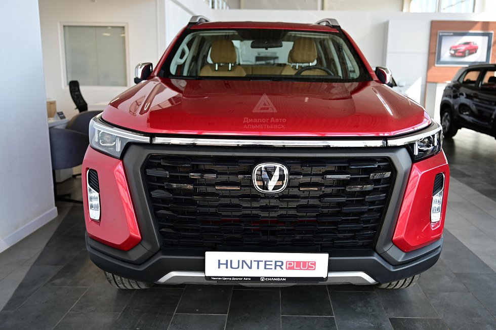 Changan Hunter Plus Люкс, красный