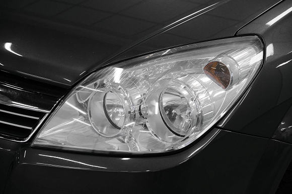 Opel Astra, 2011 года, пробег 120000 км