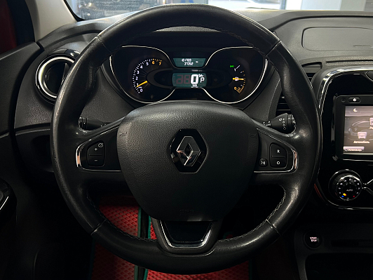 Renault Kaptur Extreme, 2016 года, пробег 101768 км