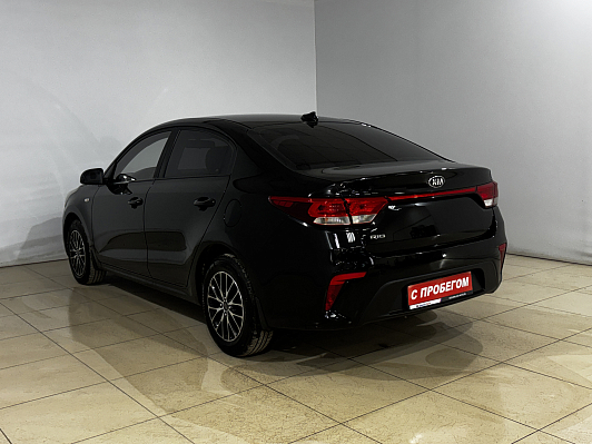 Kia Rio Luxe, 2018 года, пробег 113941 км