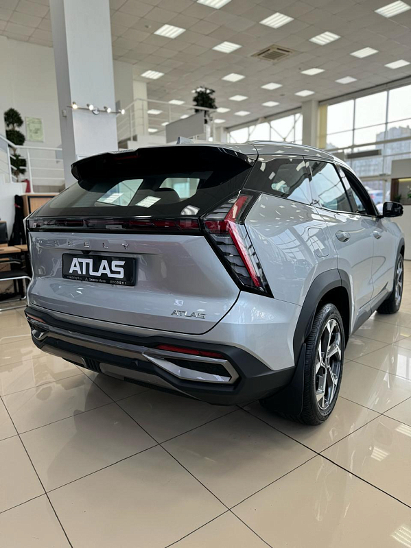 Geely Atlas Спорт, серебряный