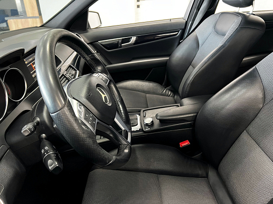 Mercedes-Benz C-Класс, 2011 года, пробег 217000 км