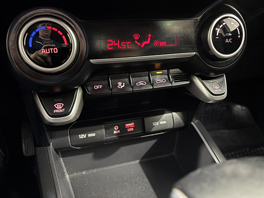 Kia Rio Luxe, 2017 года, пробег 151052 км