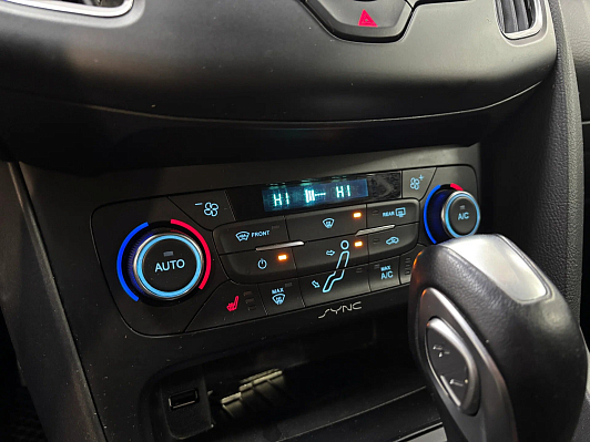 Ford Focus White and Black, 2017 года, пробег 93185 км