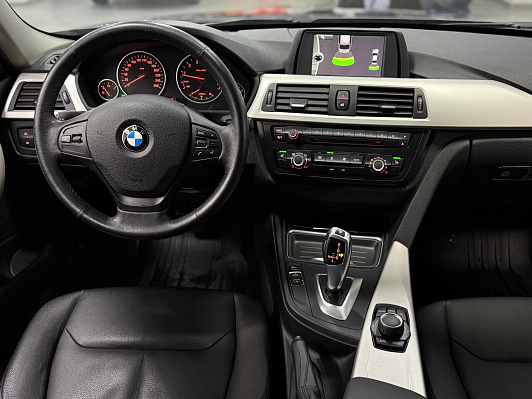 BMW 3 серии 316i SE, 2014 года, пробег 130000 км