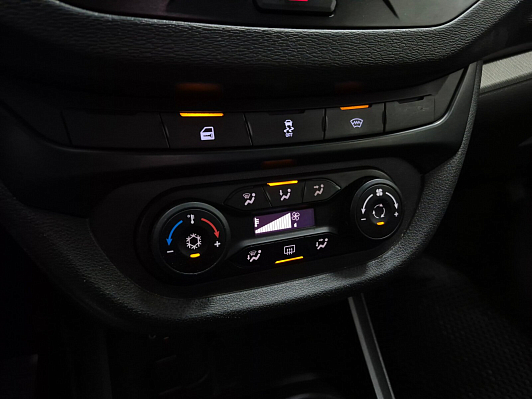 Lada (ВАЗ) Vesta Comfort Winter, 2021 года, пробег 114468 км