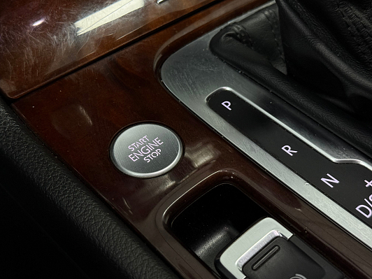 Volkswagen Touareg Business, 2015 года, пробег 151500 км