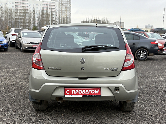 Renault Sandero Специальная серия, 2014 года, пробег 214000 км