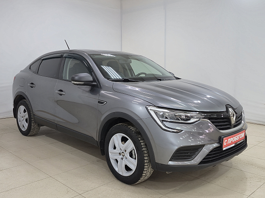Renault Arkana Life, 2019 года, пробег 61110 км