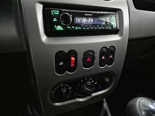 Renault Sandero Expression, 2014 года, пробег 166890 км