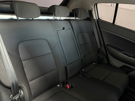 Kia Sportage Classic "Теплые опции", 2021 года, пробег 92749 км