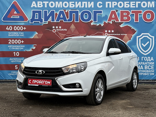Lada (ВАЗ) Vesta Luxe Multimedia (2018-2019), 2017 года, пробег 96650 км