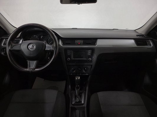 Skoda Rapid Ambition, 2015 года, пробег 134170 км