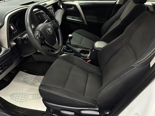 Toyota RAV4, 2018 года, пробег 122497 км