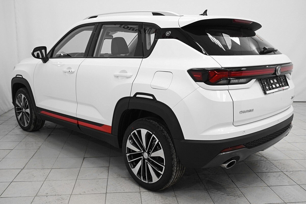 Changan CS35 Plus Комфорт, белый