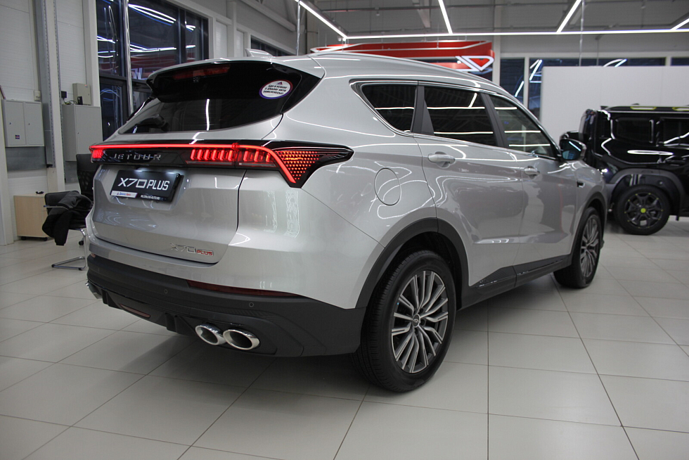 Jetour X70 PLUS Luxury, серебряный