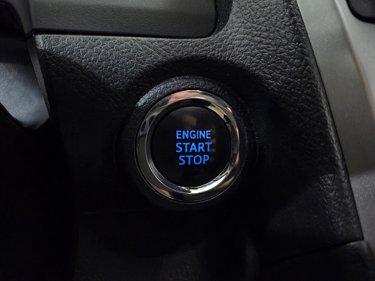 Toyota Camry Exclusive, 2017 года, пробег 174581 км