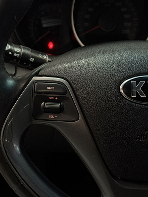 Kia Rio, 2016 года, пробег 120000 км