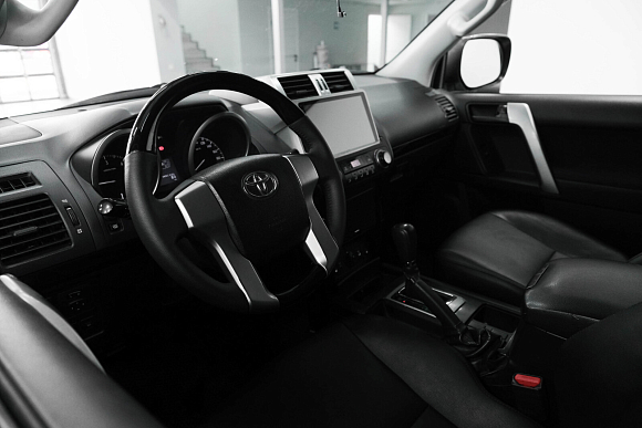 Toyota Land Cruiser Prado Style, 2016 года, пробег 205400 км