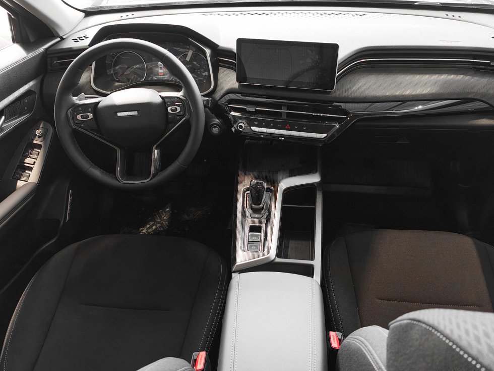 Haval Jolion Оптимум, белый