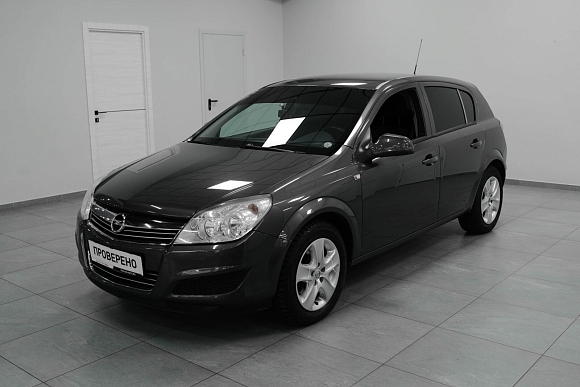 Opel Astra, 2011 года, пробег 120000 км